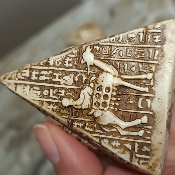 3 Pyramids from Ancient Egypt - Picture 9 of 9